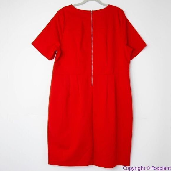 NEW Eloquii Sheath Dress with Cut Out star Neckline exposed zipper, size 18 - Picture 5 of 16